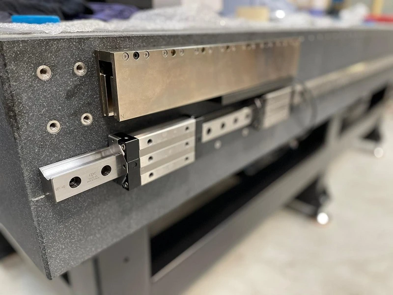 ASSEMBLE RAILS ON GRANITE BASE-03.jpg